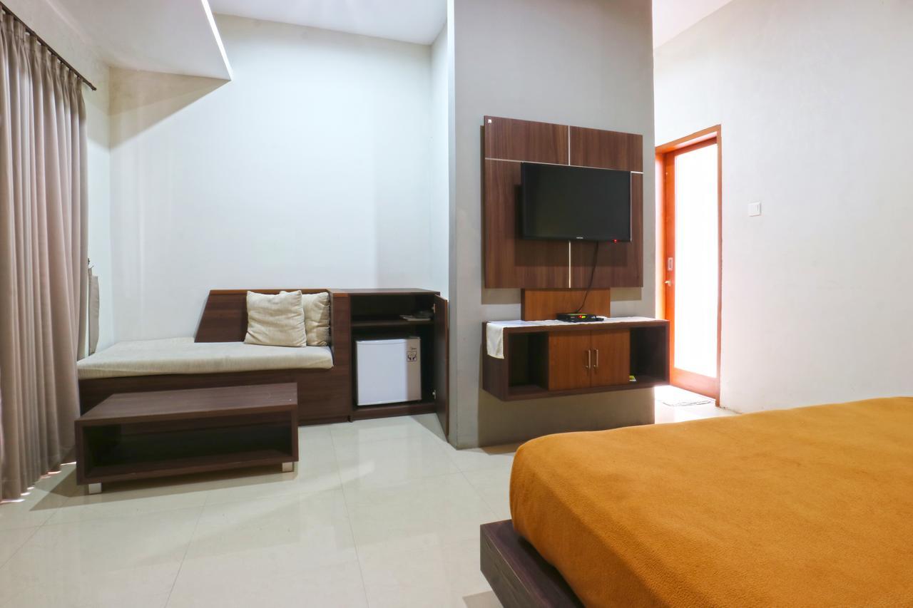 Raj Sindhu Sanur Apartment Денпасар Екстериор снимка