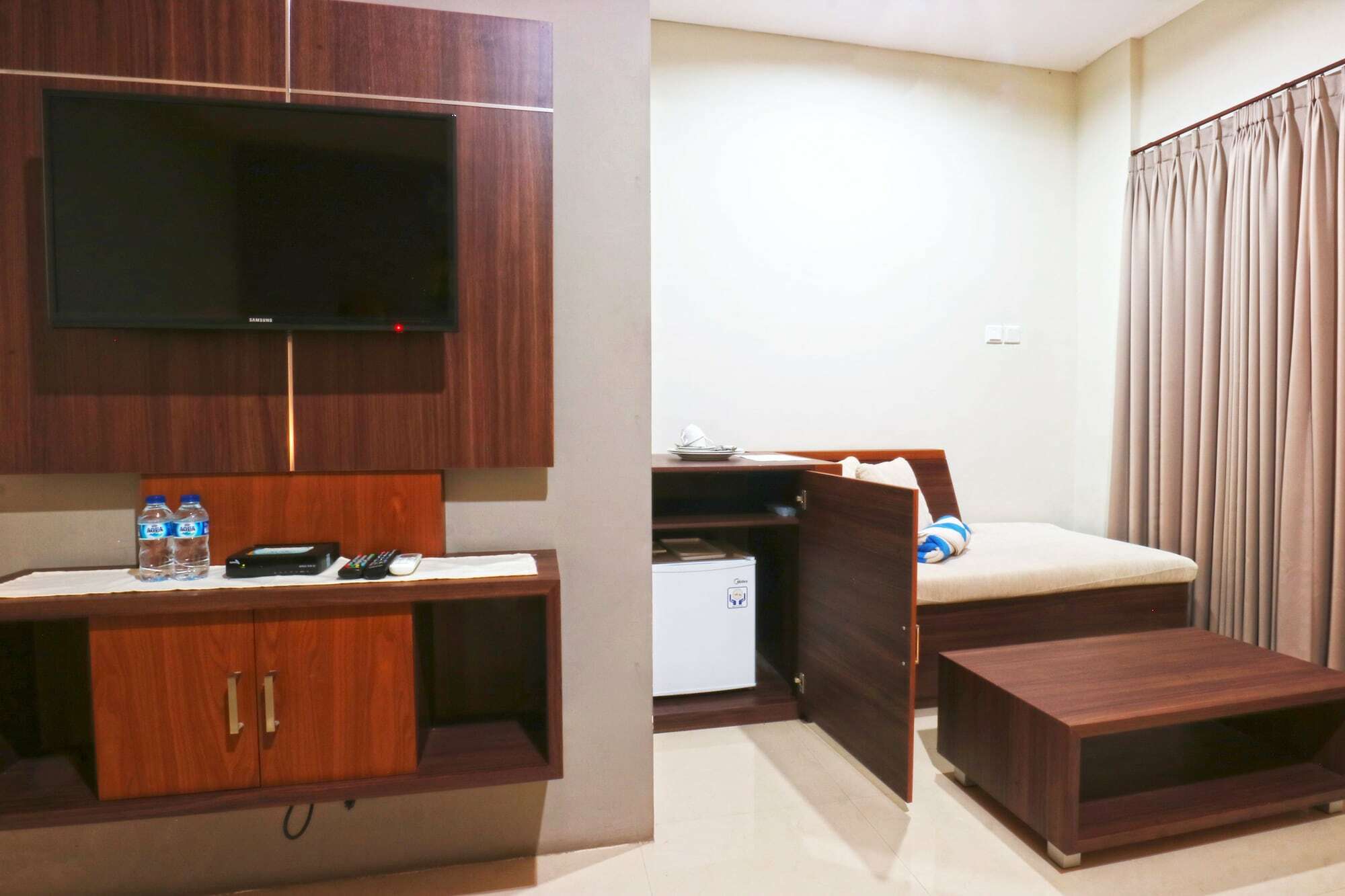 Raj Sindhu Sanur Apartment Денпасар Екстериор снимка